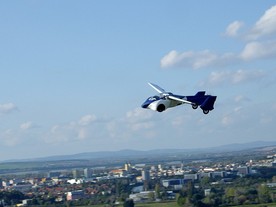 AeroMobil 3.0 - první let nad městem