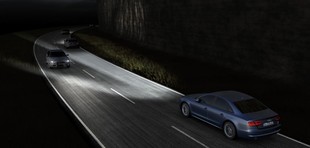 Audi A8 - světlomety Audi Matrix LED