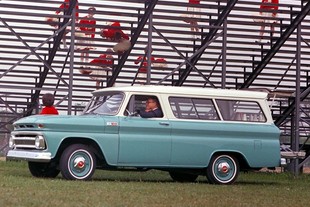 Chevrolet Suburban 1965