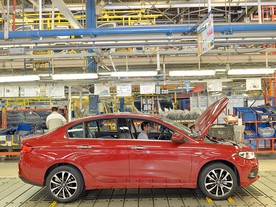 Závod Tofaş - Fiat Tipo/Ægea na konci linky