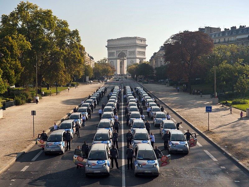 Autolib má problémy