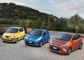 Tři generace minivozů Hyundai prodávaných v Evropě