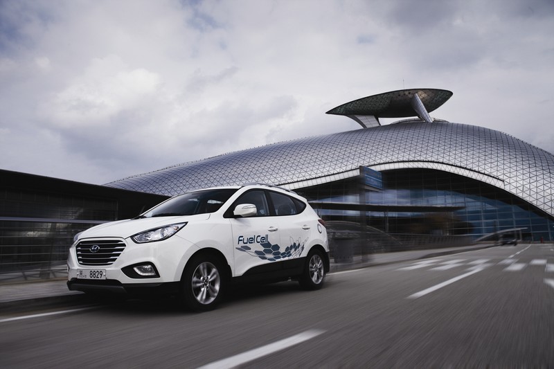  Hyundai dodal do Evropy prvních 15 vozů ix35 Fuel Cell 