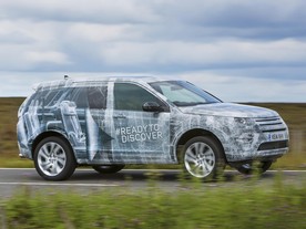 Land Rover Discovery Sport v maskování
