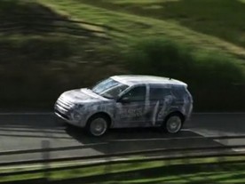 Land Rover Discovery Sport v maskování