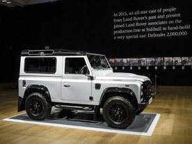 Land Rover Defender 2 000 000