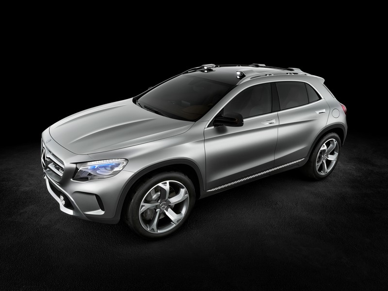 Concept GLA s laserovými světlomety 