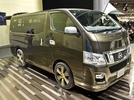 Nissan NV350 Caravan