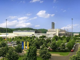 Továrna Opelu v Eisenachu