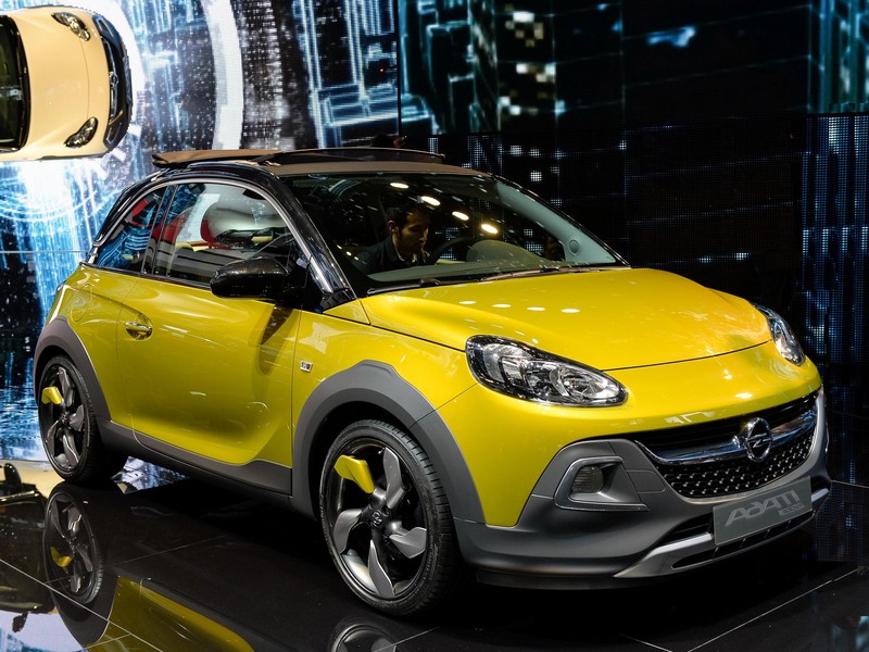 Městský mini-crossover Opel Adam Rocks