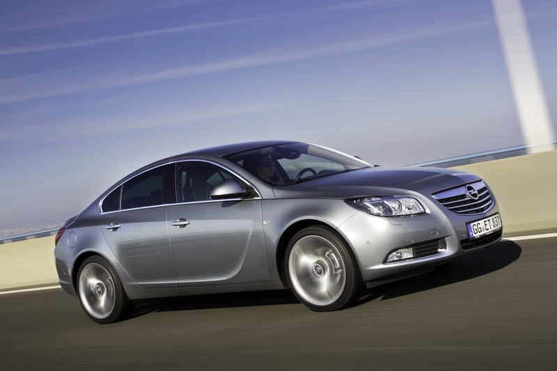 Nový Opel Insignia 2.0 BiTurbo CDTI – vysoký výkon, nízká spotřeba