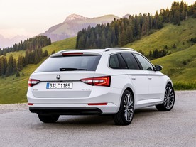 Škoda Superb Combi