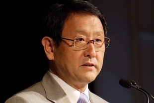 Vnuk zakladatele společnosti Akio Toyoda se ujal  řízení v době plné problémů 