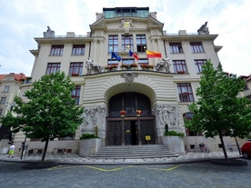 autoweek.cz - Praha chce hledat auta produkující škodlivé emise