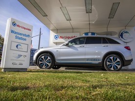 autoweek.cz - Daimler zastavuje vývoj palivových článků pro auta