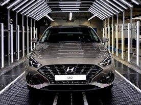 autoweek.cz - Modernizovaný Hyundai i30 míří do výroby