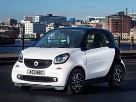 autoweek.cz - Nový Smart Fortwo se skly z Chudeřic