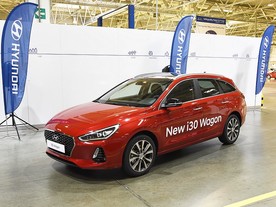 autoweek.cz - Zahájení výroby Hyundaie i30 kombi 3. generace