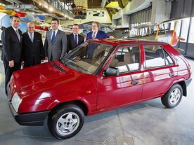 autoweek.cz - Ocenění pro Ing. Petra Hrdličku, CSc.