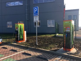 autoweek.cz - ČEZ přidal rychlodobíjecí stanice