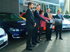 autoweek.cz - Autodrom má elektromobil pro kurzy bezpečné jízdy