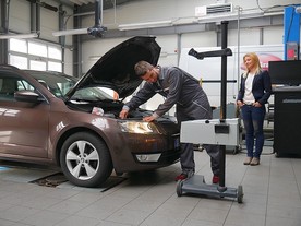 autoweek.cz - Po roce opět seřízení světlometů zdarma