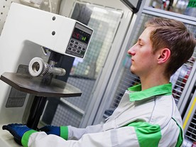 autoweek.cz - Škoda Auto posiluje spolupráci se střední školou ve Vrchlabí