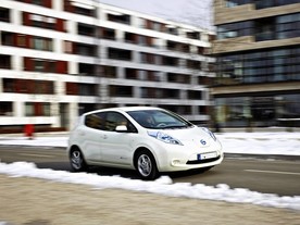 autoweek.cz - S elektrickým pohonem ve sněhu