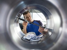 autoweek.cz - Pracovníci s nestandardní velikostí? Žádný problém! 