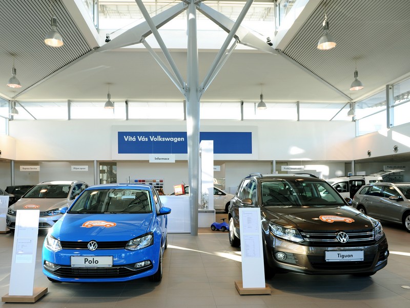 Prodejní rekord Porsche Inter Auto CZ v roce 2015