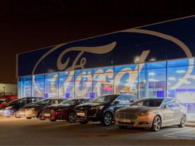 autoweek.cz - Společnost Auto In otevřela FordStore 