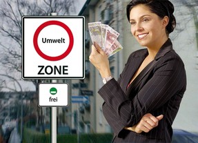 autoweek.cz - Ekoznámky a kruhové objezdy s reklamou