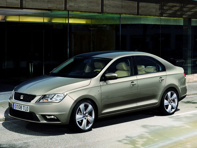 Seat uvádí na český trh nové Toledo 2014