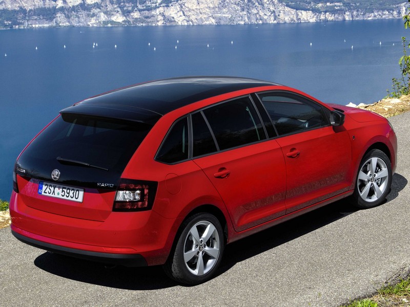 Panoramatická prosklená střecha Rapidu Spaceback