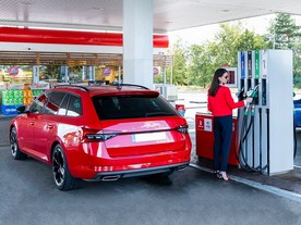 autoweek.cz - Dopravci očekávají snížení spotřební daně