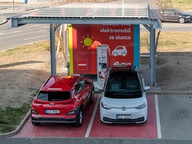 autoweek.cz - Slunce dobíjí i v Praze Lehovci