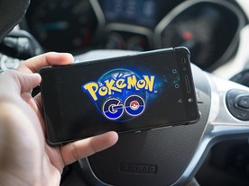 autoweek.cz - V autě raději hudbu než Pokémon Go