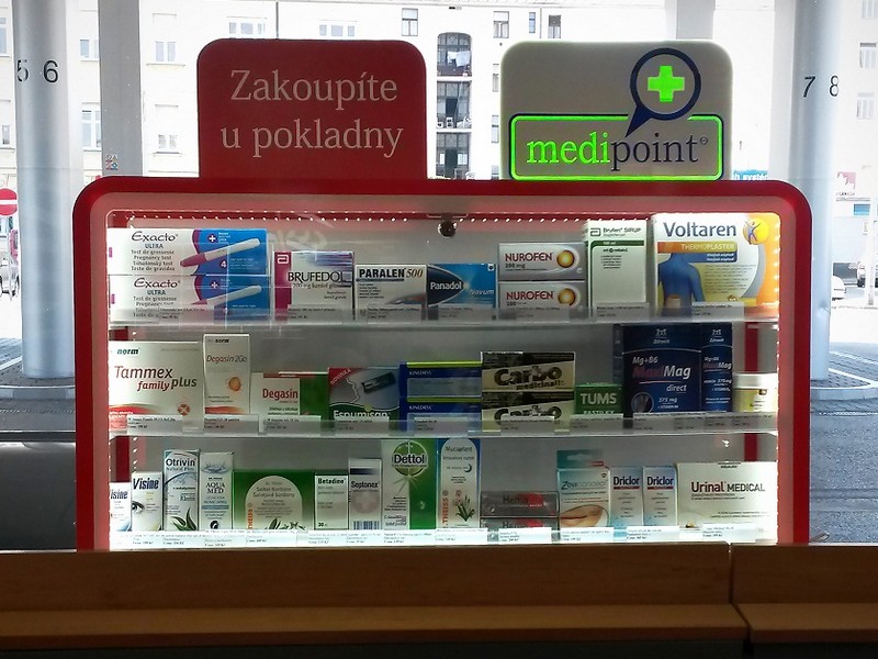 Benzina zavádí prodej léčiv