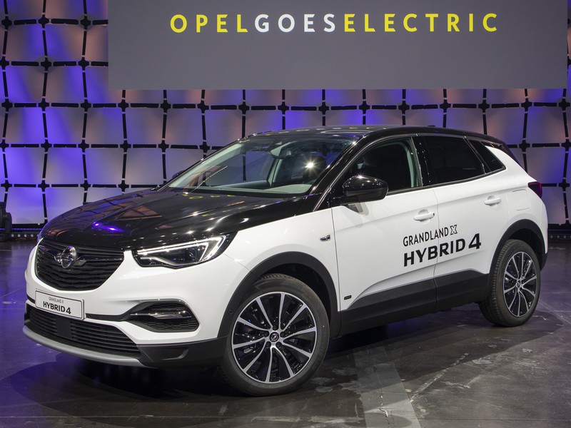 Druhý z řady elektrifikovaných vozů Opel