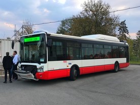 autoweek.cz - V Praze a Brně budou jezdit autobusy na odpadní kaly