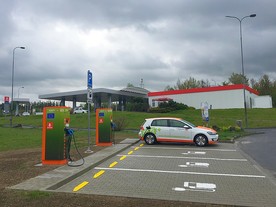 autoweek.cz - Unipetrol a ČEZ rozšiřují nabídku sítě Benzina o elektrickou energii