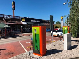 autoweek.cz - McDonald´s s ČEZ rozšiřuje nabídku pro elektromobily
