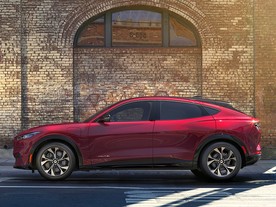 autoweek.cz - Servis elektromobilů dražší než u spalovacích motorů