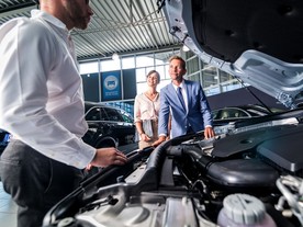 autoweek.cz - Rostoucí kritika zákazu spalovacích motorů