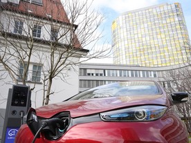 autoweek.cz - Zavádějí se značky pro elektromobily