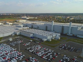 autoweek.cz - Velké furgony PSA z Gliwice, Astra a 308 z Rüsselsheimu