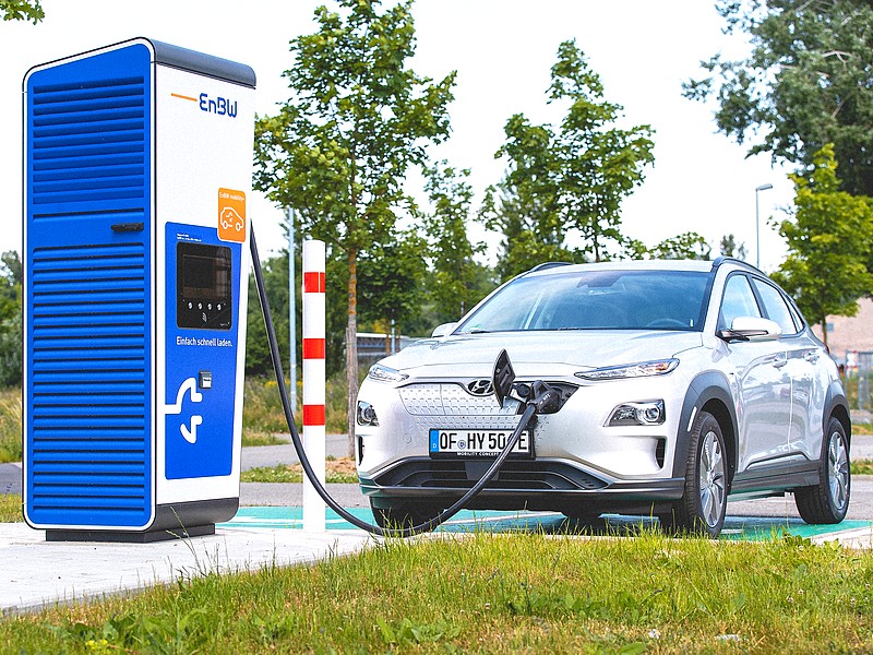 Varovné signály pro elektromobilitu