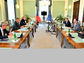 autoweek.cz - Premiér Babiš po schůzce spokojen