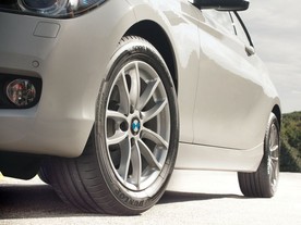 autoweek.cz - Dunlop Sport BluResponse – přilnavost bez kompromisů