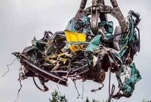 autoweek.cz - Ekologická likvidace autovraků